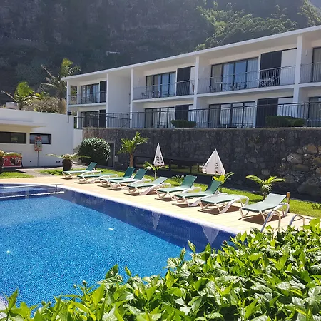 Casa Da Capelinha 아파트호텔 3*