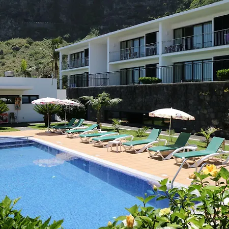 Casa Da Capelinha Aparthotel 3*