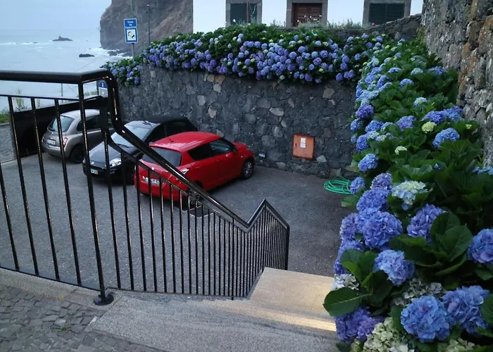 Casa Da Capelinha מלון דירות 3*