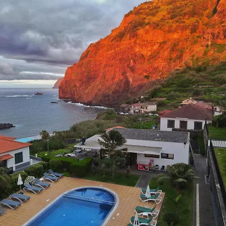 Casa Da Capelinha Πόντα Ντελγάδα