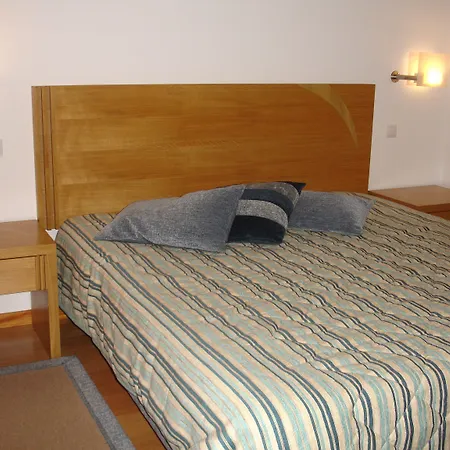 Ξενοδοχείο με διαμερίσματα Casa Da Capelinha Πόντα Ντελγάδα