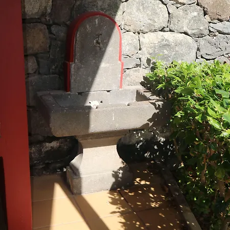 Casa Da Capelinha Ponta Delgada (Madeira)