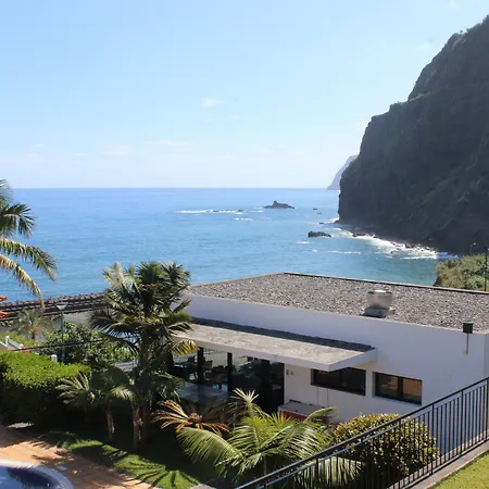 Ξενοδοχείο με διαμερίσματα Casa Da Capelinha Πόντα Ντελγάδα