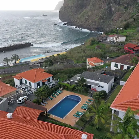 Casa Da Capelinha 아파트호텔 폰타델가다