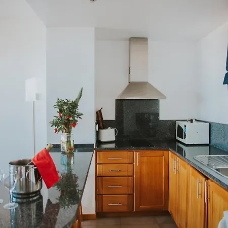 Ξενοδοχείο με διαμερίσματα Casa Da Capelinha Πόντα Ντελγάδα