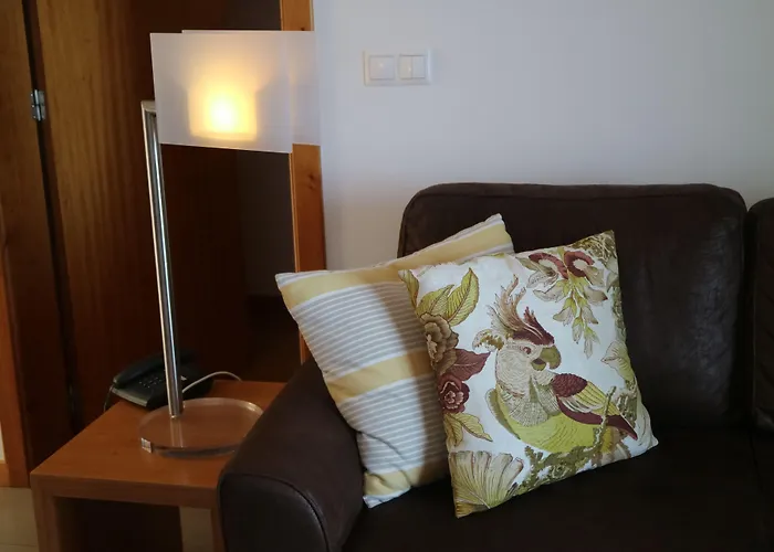 卡萨达卡普里尼亚酒店 3*