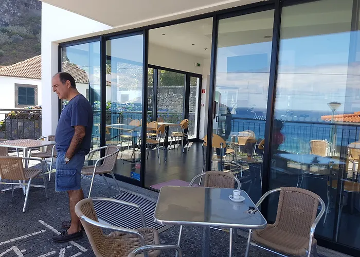 卡萨达卡普里尼亚酒店