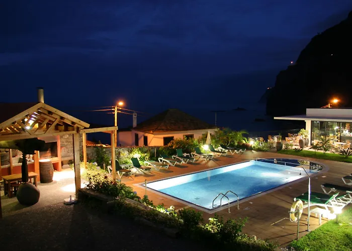 Aparthotel Casa Da Capelinha 3*