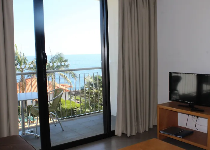 Casa Da Capelinha Aparthotel 3*